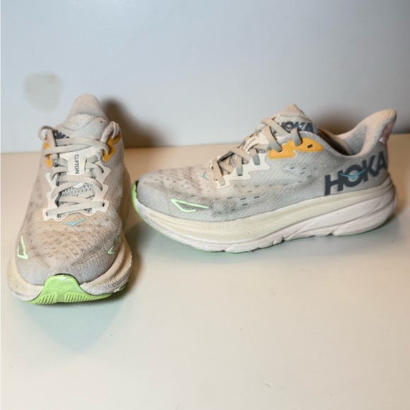 Hoka One One Shoes - Hoka Clifton 9 Size 7